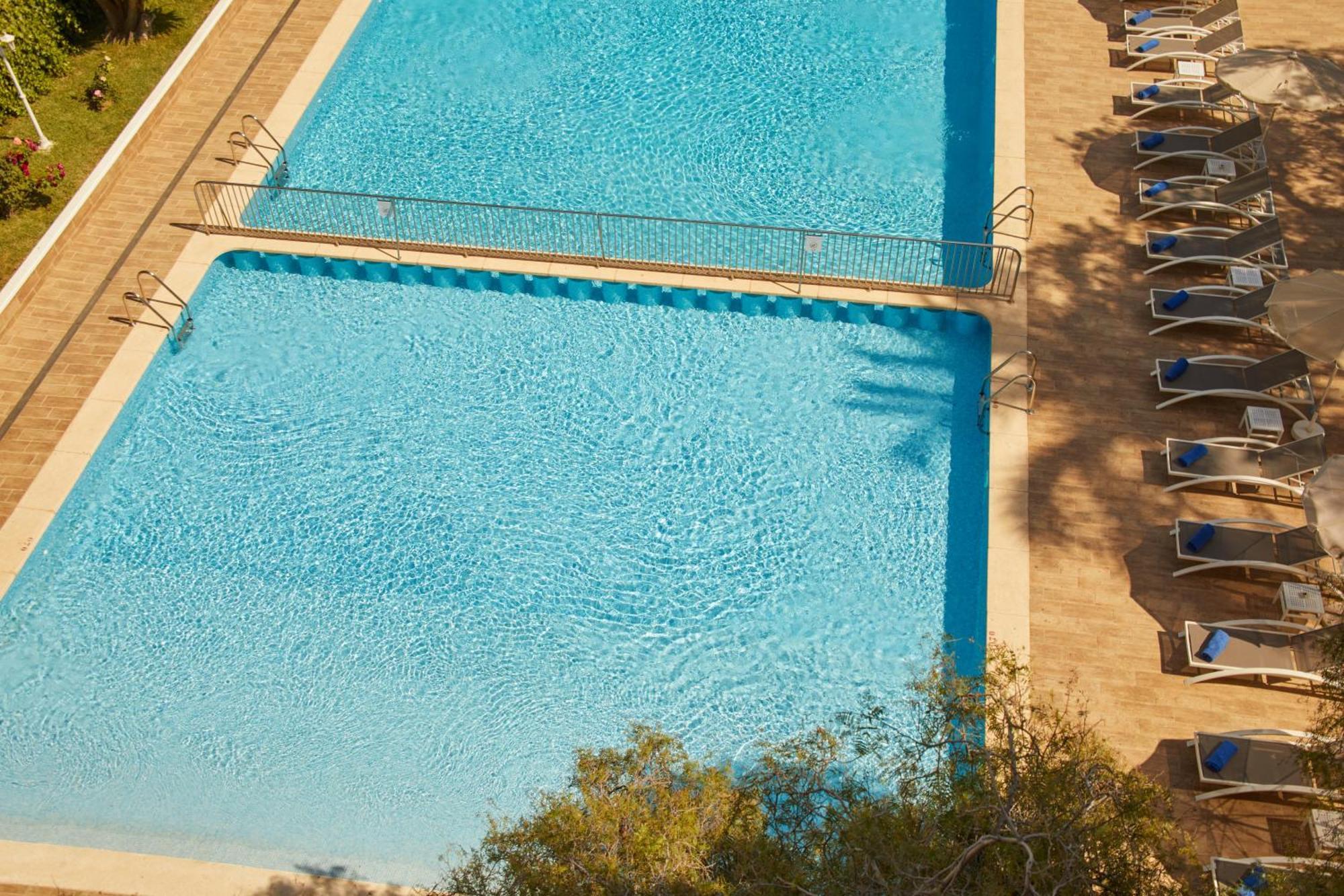 Hotel Joan Miró Museum PMI Exterior foto Swimming pool